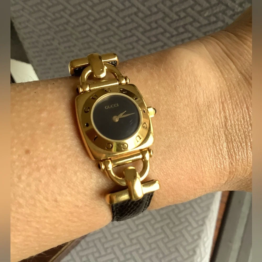 Authentic GUCCI ladies watch 🌹 DRESSY🔥 - Picture 4 of 12